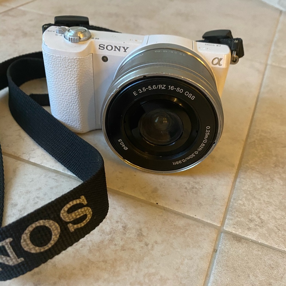 Sony A5100 Camera
